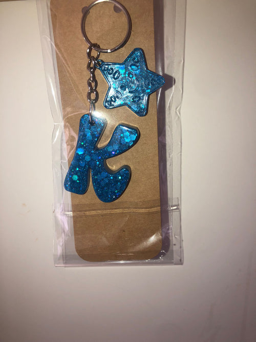 Custom Glitter Resin Letter 'K' Keychain – Full Ocean Blue