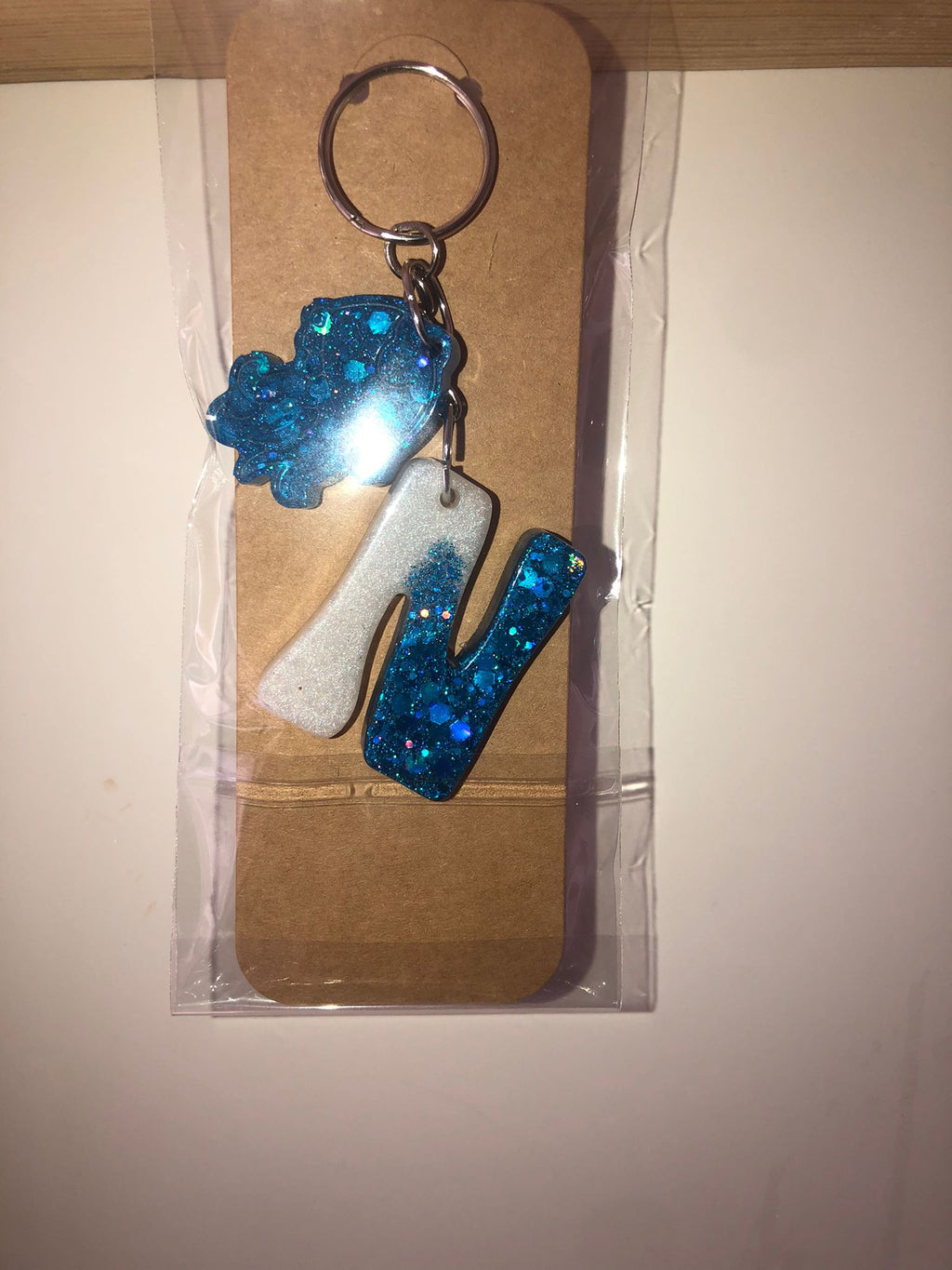 Handmade Resin Initial Keychain – Letter N Glitter Ombre with Jellyfish Charm