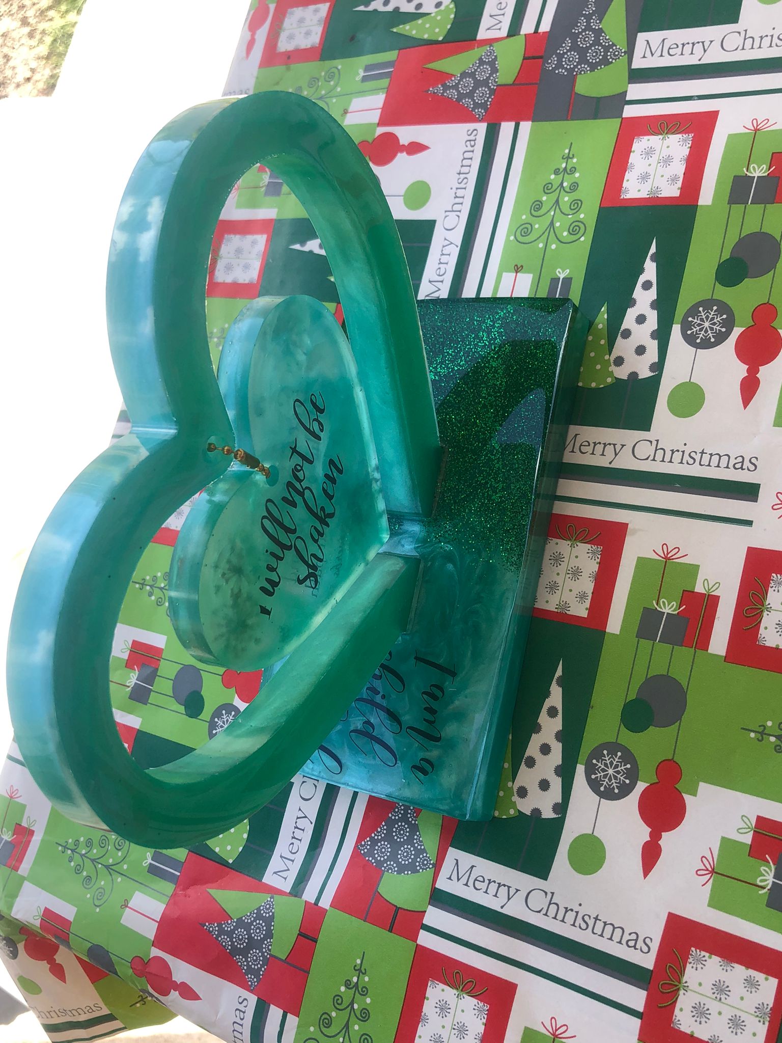 Handcrafted Teal Resin Double Heart Decor with Biblical Scripture