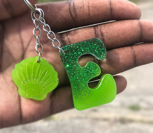 Custom Resin Alphabet Keychain - Emerald & Lime Gradient with Shell Charm