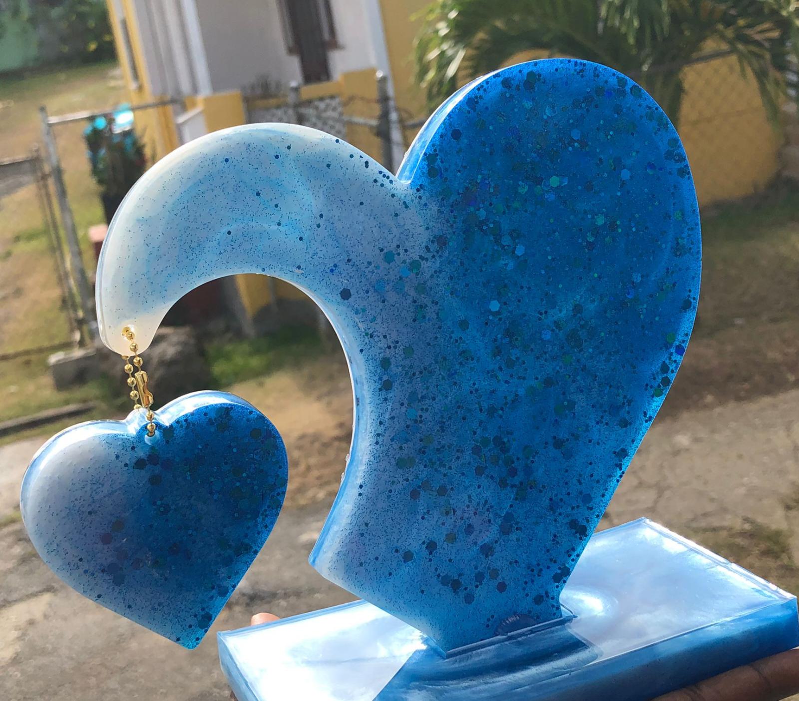 Custom Resin Heart Sculpture with Romantic Quote – Couples Anniversary Gift